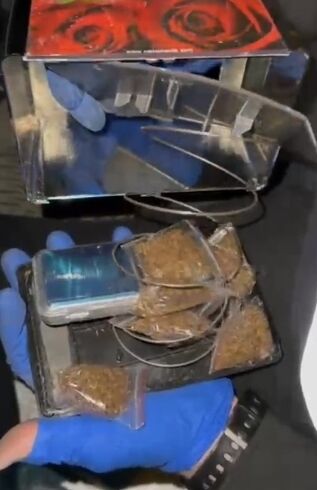 I S T A N B U L B U Y U K C E K M E C E D E U Y U S T U R U C U O P E 1195942 355588